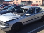 Här byter vi vindrutan på en Volvo S80 i Jonsered, Partille.