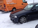 Denna BMW i Skövde får sig en ny vindruta monterad!